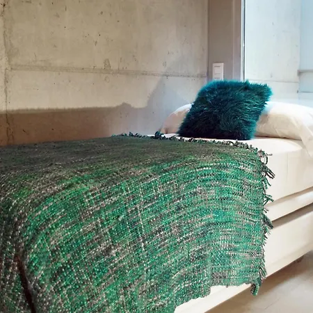 Apartamento My Space Emirates - Fully Equipped Near The With Shared Pool *