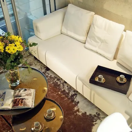 Apartment My Space Emirates - Fully Equipped Near The With Shared Pool Barcelona