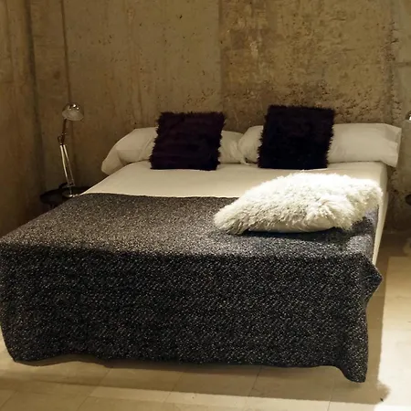 My Space Emirates - Fully Equipped Near The With Shared Pool * Barcelona