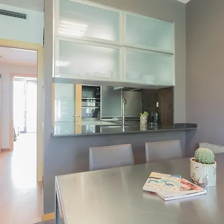 My Space Emirates - Fully Equipped Near The With Shared Pool Apartamento *